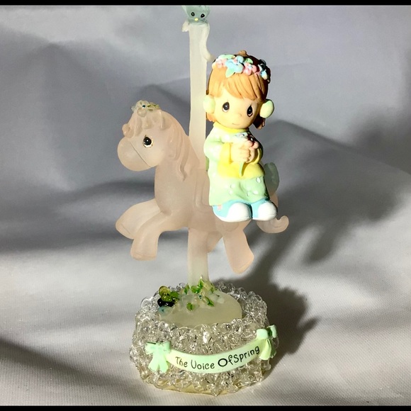 PRECIOUS MOMENTS “The Voice of Spring” carousel - Picture 8 of 14